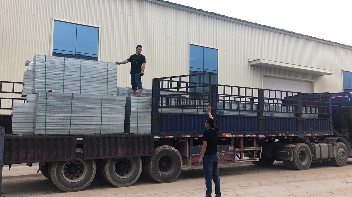 鍍鋅鋼格柵板.jpg 鍍鋅鋼格柵板.jpg