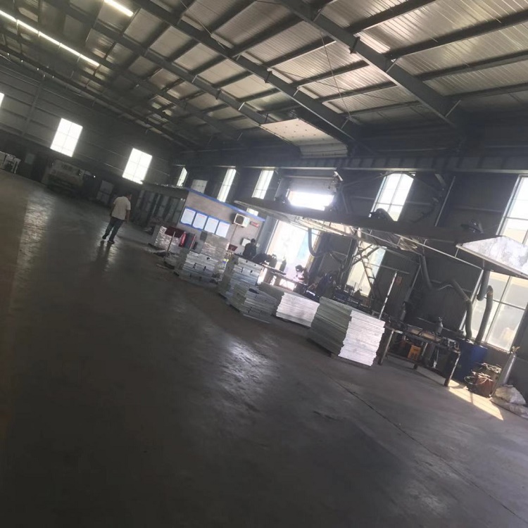 鋼格板樓梯踏步板 鋼格板樓梯踏步板