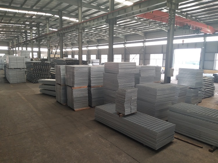 防滑熱浸鍍鋅鋼格板